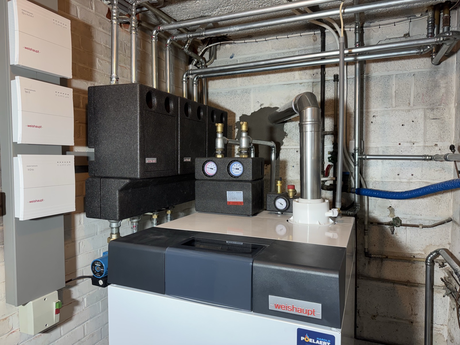 La nouvelle chaudière à condensation Weishaupt en place